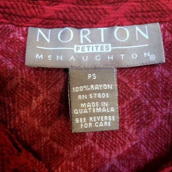 Red Small Blouse / Medium Pants Petite Pantsuit - Picture 3 of 5